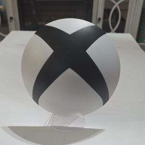 Light Up Xbox Logo With Stand